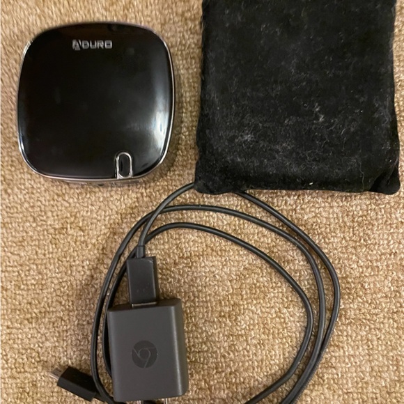 Aduro Portable Power Bank 2 USB Ports Flashlight 5200MAH Capacity Black Case - Picture 4 of 5